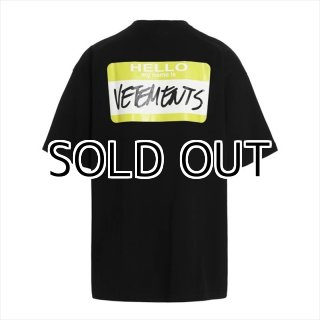 VETEMENTS Gothic Logo Long Sleeve T-Shirt